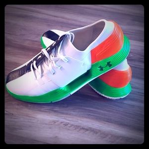 UA SPEEDFORM AMP  SNEAKERS